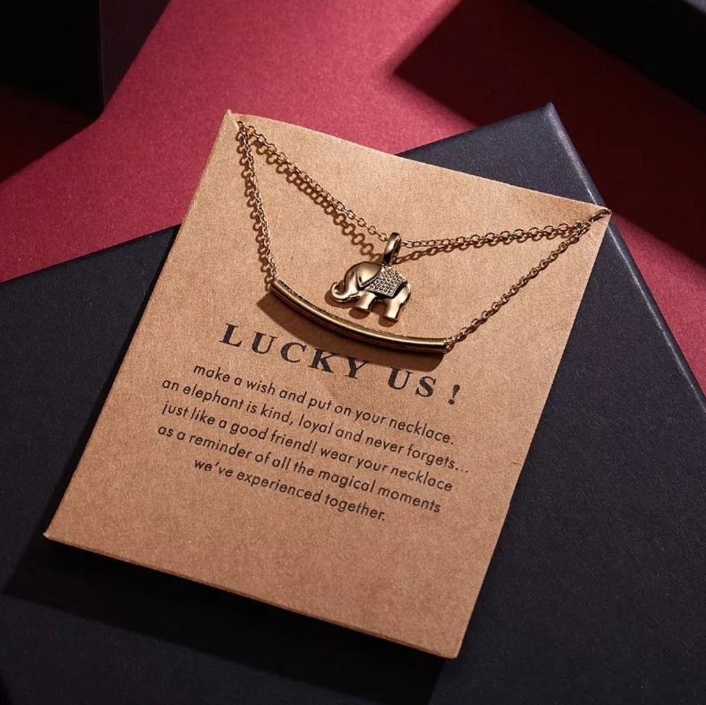 💥[2 for $10]💥 Gold Lucky Us Necklace - Picture 5 of 5